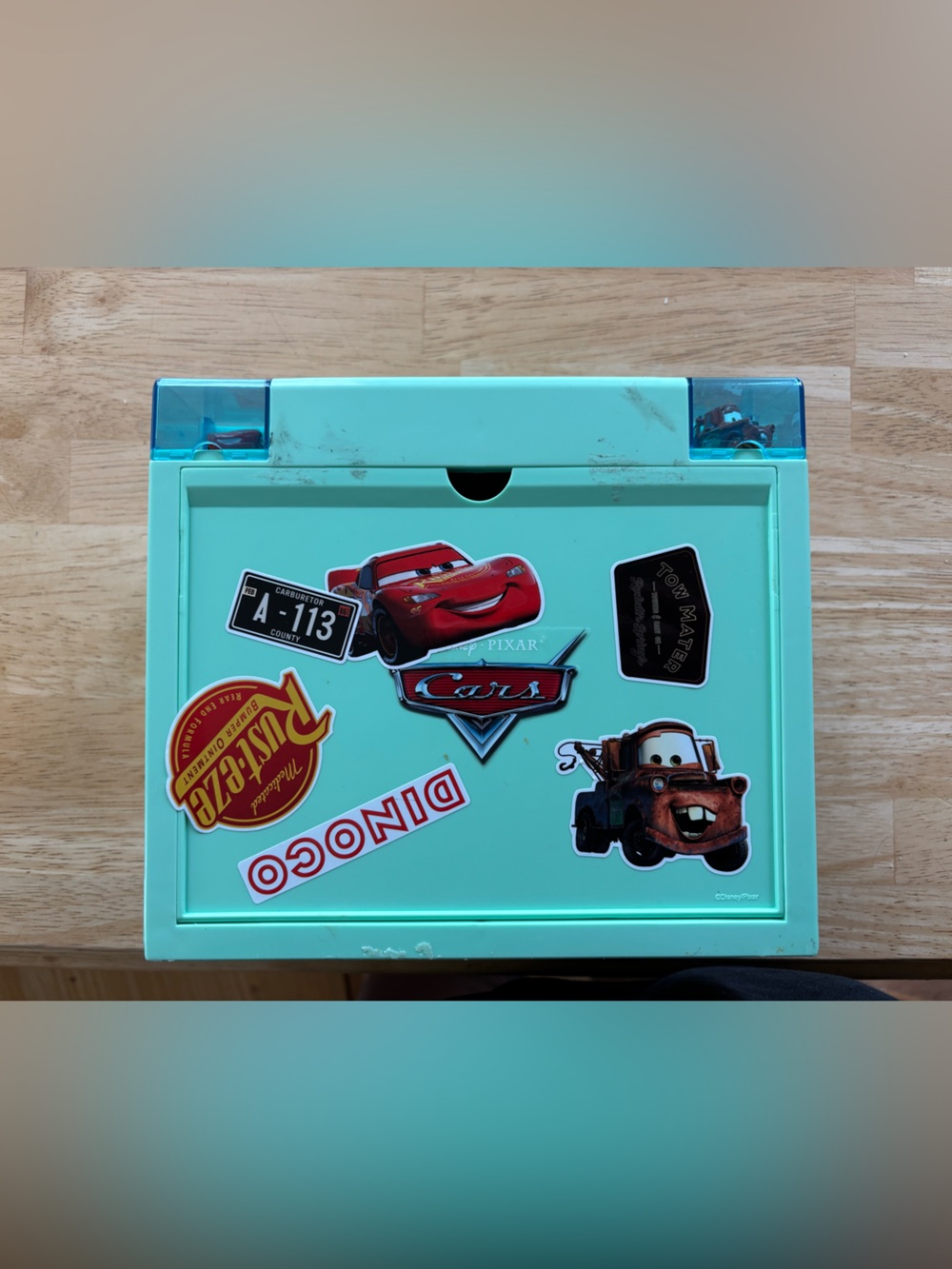 Disney Pixar Cars- maters junk yard on the go playset